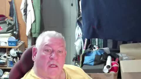 mr_canoe_licker_69 online show from February 23, 2025, 12:48 pm