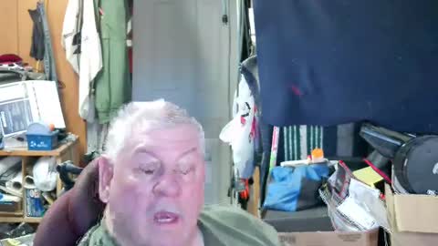 mr_canoe_licker_69 online show from March 8, 2025, 7:20 pm