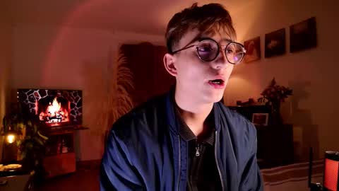 Mr Evans online show from October 14, 2025, 4:19 pm