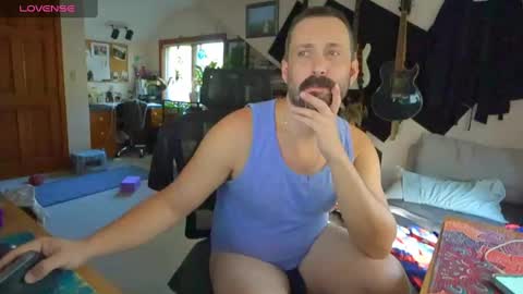 ninko online show from October 7, 2025, 3:20 pm