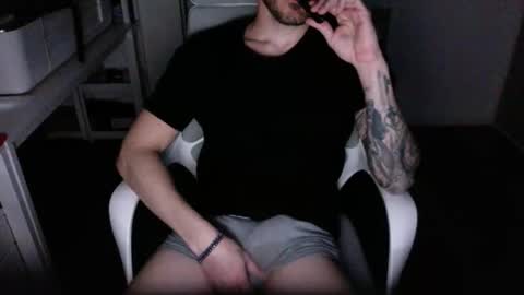 Snapshot of mr_gi89 chatting on April 9, 2026, 8:36 pm mr_gi89 online show from April 9, 2026, 8:36 pm