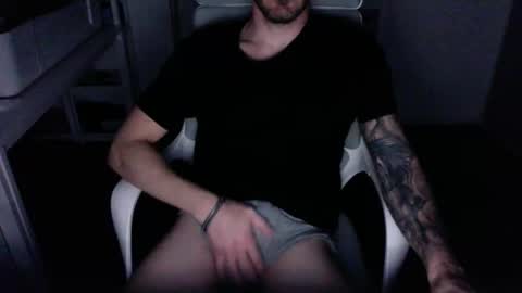 Snapshot of mr_gi89 chatting on April 10, 2026, 8:24 pm mr_gi89 online show from April 10, 2026, 8:24 pm