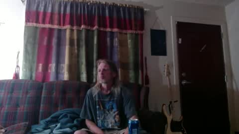 Snapshot of mr_happy12 chatting on September 12, 2025, 2:11 am mr_happy12 online show from September 12, 2025, 2:11 am