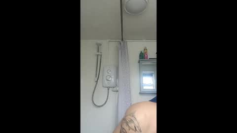 mr_i_ online show from April 3, 2026, 10:35 am