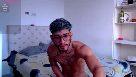 Snapshot of mr_jordan2310 chatting on March 11, 2025, 12:17 pm mr_jordan2310 online show from March 11, 2025, 12:17 pm