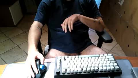 mr_kaa online show from October 12, 2025, 3:44 pm