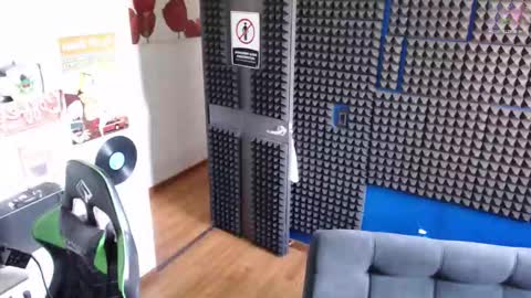 Call me Angel please online show from December 15, 2025, 4:44 pm