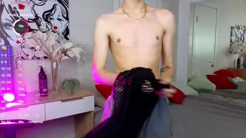 Snapshot of mr_lucky_guy chatting on February 4, 2025, 6:38 pm Kris online show from February 4, 2025, 6:38 pm