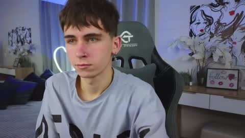 Snapshot of mr_lucky_guy chatting on February 21, 2025, 6:59 pm Kris online show from February 21, 2025, 6:59 pm