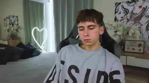 Snapshot of mr_lucky_guy chatting on February 22, 2025, 6:52 pm Kris online show from February 22, 2025, 6:52 pm