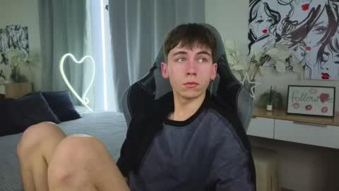 Snapshot of mr_lucky_guy chatting on February 27, 2025, 8:39 am Kris online show from February 27, 2025, 8:39 am