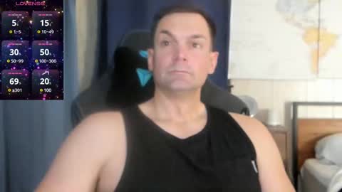 Snapshot of mr_mac69 chatting on December 9, 2024, 6:35 pm Cam online show from December 9, 2024, 6:35 pm