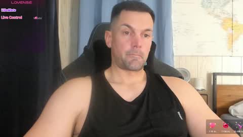 Snapshot of mr_mac69 chatting on January 13, 2025, 6:05 pm Cam online show from January 13, 2025, 6:05 pm