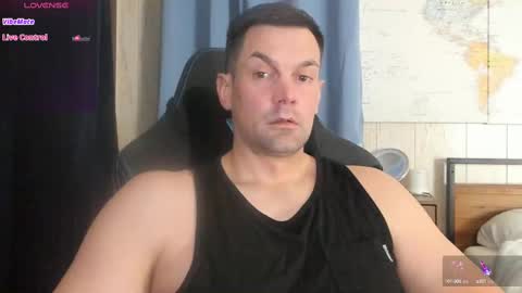 Snapshot of mr_mac69 chatting on February 5, 2025, 9:50 pm Cam online show from February 5, 2025, 9:50 pm