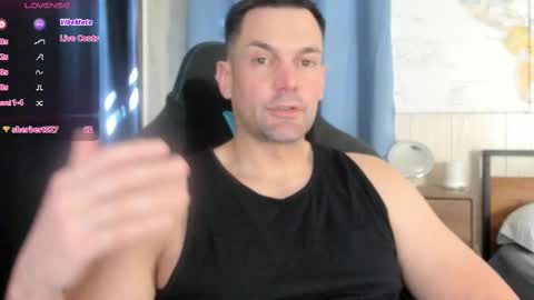 Snapshot of mr_mac69 chatting on March 12, 2025, 4:02 pm Cam online show from March 12, 2025, 4:02 pm