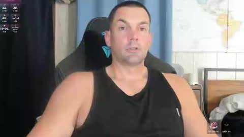 Snapshot of mr_mac69 chatting on September 18, 2025, 1:18 am Cam online show from September 18, 2025, 1:18 am