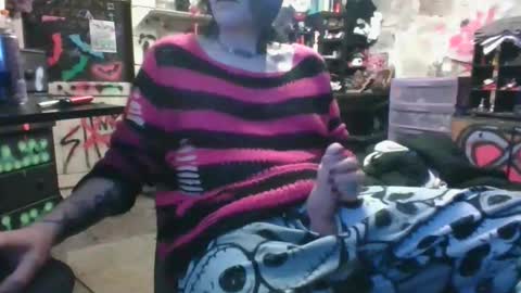 mr_master_sir online show from April 19, 2026, 6:46 am