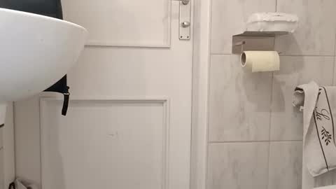 mr_nice30 online show from October 31, 2025, 2:01 am