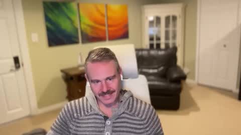 Snapshot of mr_r3 chatting on December 23, 2025, 3:04 am mr_r3 online show from December 23, 2025, 3:04 am