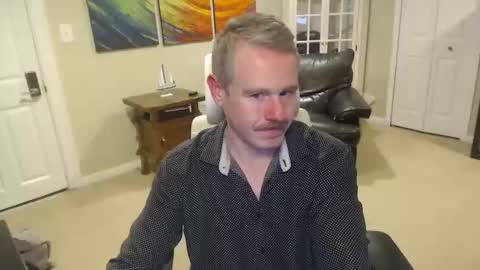 Snapshot of mr_r3 chatting on January 7, 2026, 5:32 am mr_r3 online show from January 7, 2026, 5:32 am