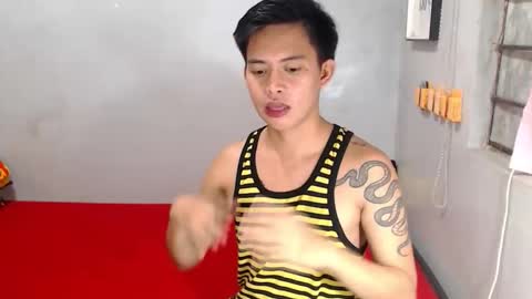 KYLE online show from October 26, 2025, 1:17 pm