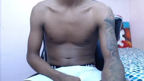 mr_stiven_ online show from January 22, 2025, 6:31 am