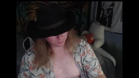 mr_strawberry online show from September 29, 2025, 9:08 pm