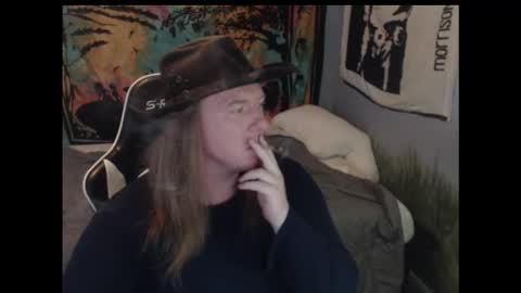 mr_strawberry online show from October 14, 2025, 9:26 pm