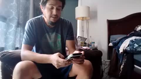 Snapshot of mr_wick93 chatting on October 3, 2025, 6:27 pm mr_wick93 online show from October 3, 2025, 6:27 pm