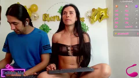Mrandmrs666999 online show from January 8, 2025, 1:53 am
