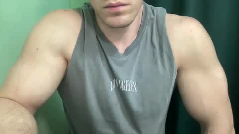Mrbiceps23 online show from December 10, 2024, 6:49 pm