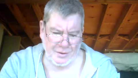 mrblade666 online show from December 13, 2024, 1:33 pm