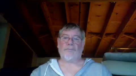 mrblade666 online show from November 11, 2025, 1:11 pm