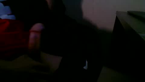 Snapshot of mrbombass chatting on May 17, 2026, 2:02 pm mrbombass online show from May 17, 2026, 2:02 pm