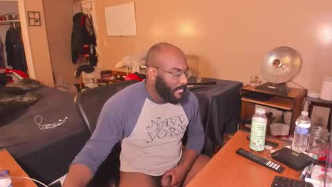 Snapshot of mrchuckdailyxxx chatting on February 25, 2026, 10:36 am Chuck Daily online show from February 25, 2026, 10:36 am