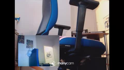MrJohnsen1975 online show from April 23, 2026, 6:43 pm