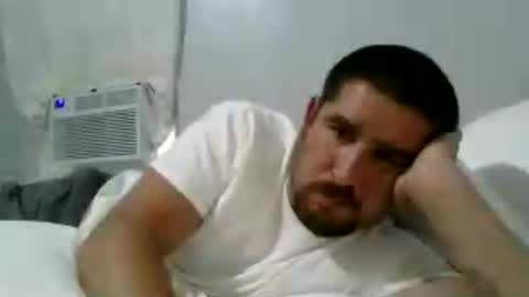 Snapshot of mrfux042792 chatting on August 9, 2026, 12:45 am Mrfux online show from August 9, 2026, 12:45 am