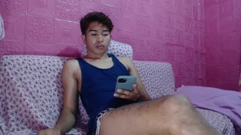 Snapshot of mrheartthief chatting on July 19, 2026, 7:39 pm mrheartthief online show from July 19, 2026, 7:39 pm