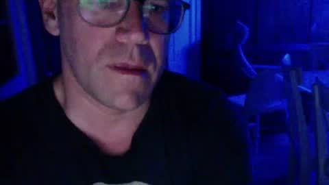 Snapshot of mrhotalot chatting on April 29, 2026, 7:31 pm mrhotalot online show from April 29, 2026, 7:31 pm