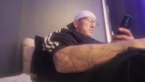 mrj1979 online show from December 23, 2024, 1:13 pm