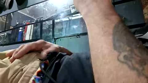 mrj1979 online show from November 28, 2025, 9:34 am