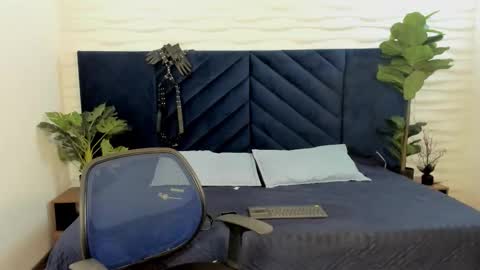 mrjustin_ online show from October 30, 2025, 9:04 pm