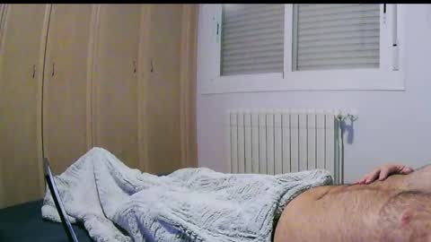 mrkurns online show from January 1, 2025, 10:46 pm