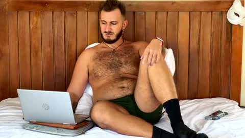 Max online show from May 14, 2026, 6:53 am