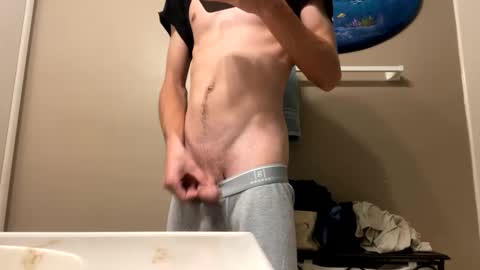 Snapshot of mrmeltyourheart chatting on October 6, 2025, 10:45 am James online show from October 6, 2025, 10:45 am