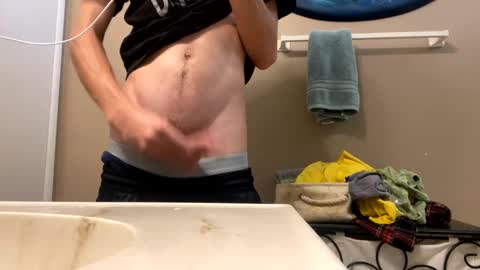 Snapshot of mrmeltyourheart chatting on October 8, 2025, 9:23 pm James online show from October 8, 2025, 9:23 pm