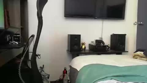 mrmiss_dannys online show from January 28, 2025, 6:39 pm