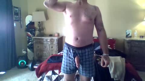Snapshot of mrnaughtyd69 chatting on December 9, 2024, 4:47 pm mrnaughtyd69 online show from December 9, 2024, 4:47 pm