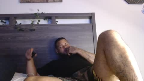 mrnineinch1995 online show from April 19, 2026, 12:33 am