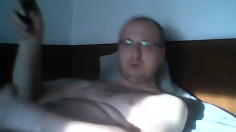 Snapshot of mronlymasturbate chatting on July 17, 2026, 5:18 pm mronlymasturbate online show from July 17, 2026, 5:18 pm